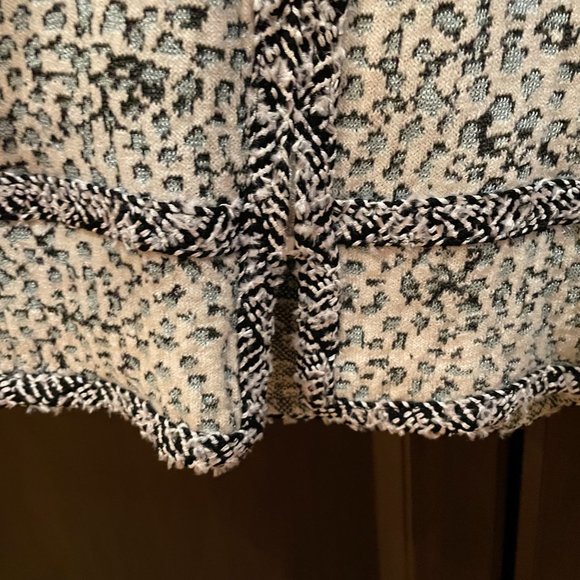 St. John Business Cardigan - Picture 6 of 7